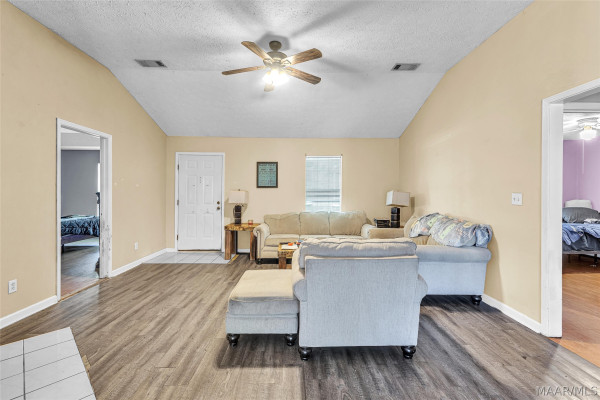 195 S JORDAN DAM Road