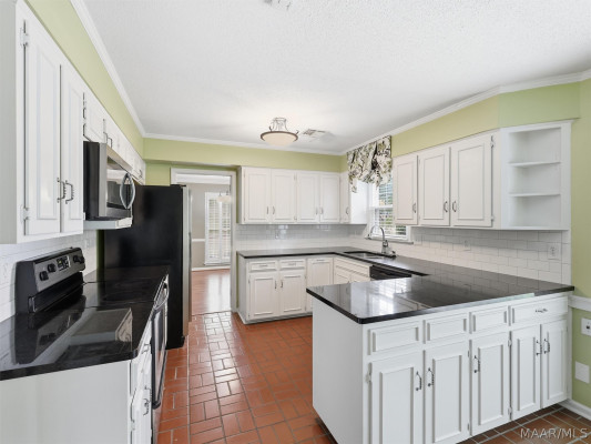3621 Lancaster Lane