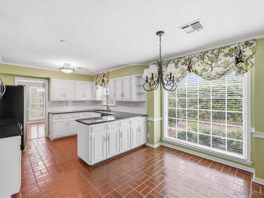3621 Lancaster Lane