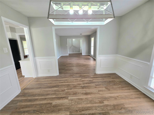 2018 Green Acres Drive