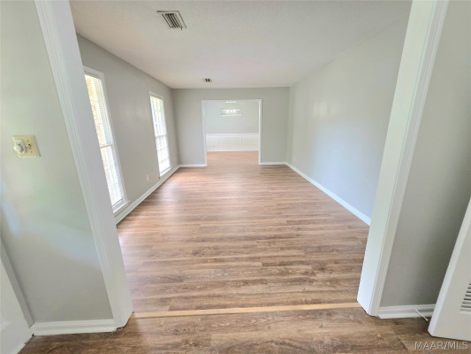 2018 Green Acres Drive