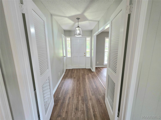 2018 Green Acres Drive