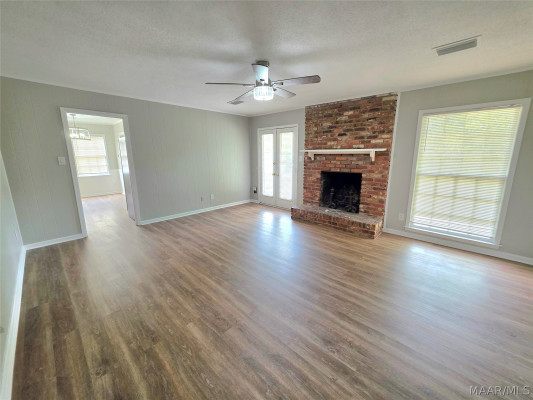 2018 Green Acres Drive