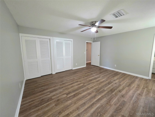 2018 Green Acres Drive