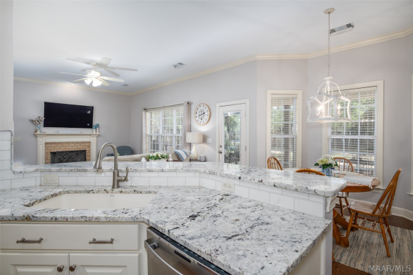 8919 Crescent Lodge Drive