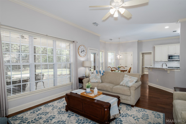 8919 Crescent Lodge Drive