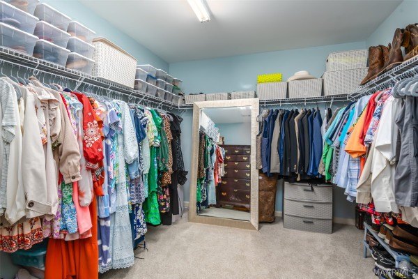 8919 Crescent Lodge Drive