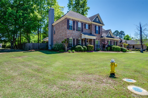 8919 Crescent Lodge Drive