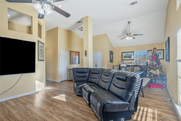 3624 Farmfield Lane