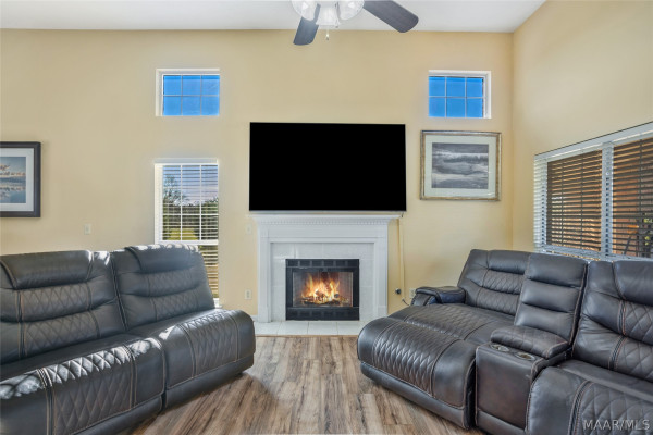 3624 Farmfield Lane