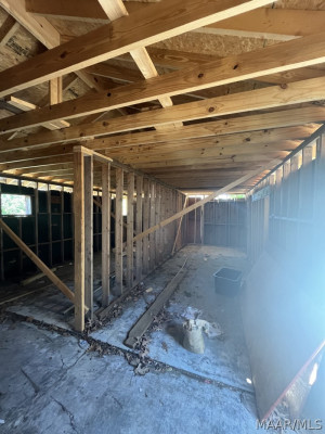 626 W Edgemont Avenue