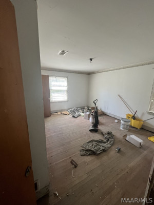 626 W Edgemont Avenue