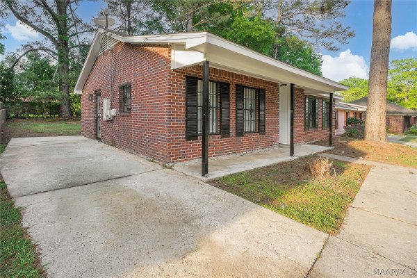 6216 South Hampton Drive