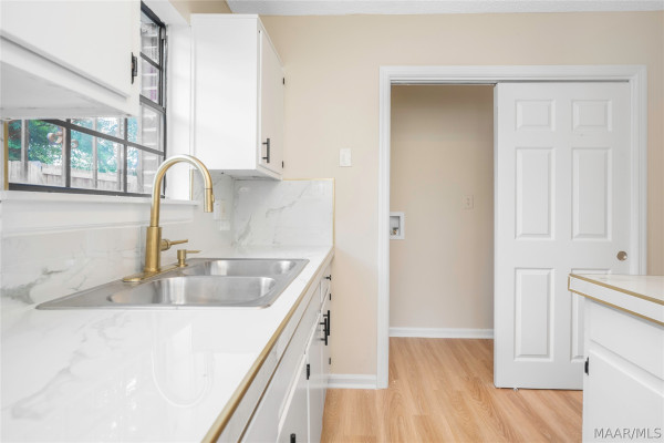 6216 South Hampton Drive