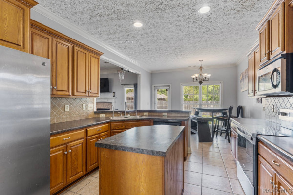 7407 MOONLIGHT Drive
