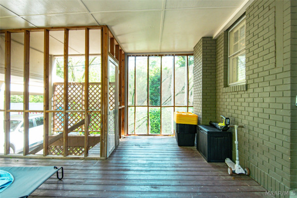 3255 Le Bron Road