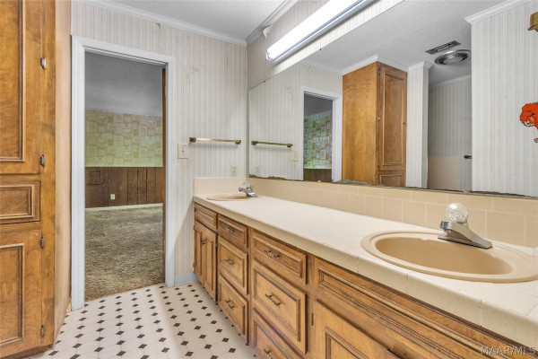 371 Harrogate Springs Road