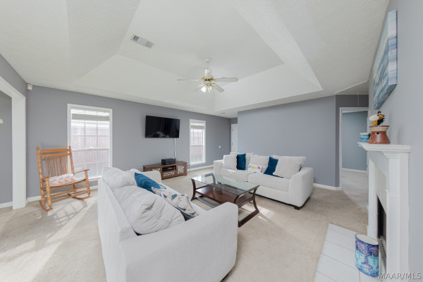 5905 FREESTONE Place