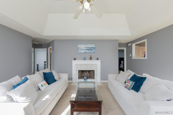 5905 FREESTONE Place