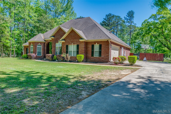 4250 MILLWOOD Lane