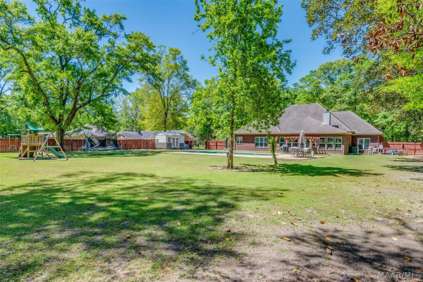 4250 MILLWOOD Lane