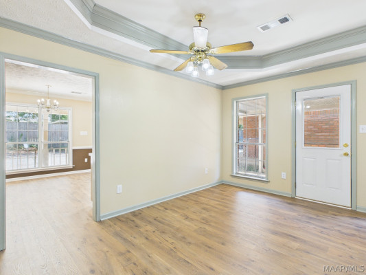 606 Sheila Boulevard