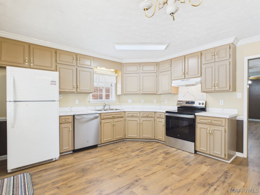 606 Sheila Boulevard