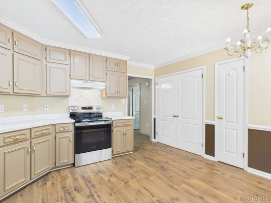 606 Sheila Boulevard