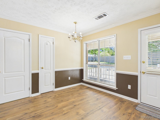 606 Sheila Boulevard