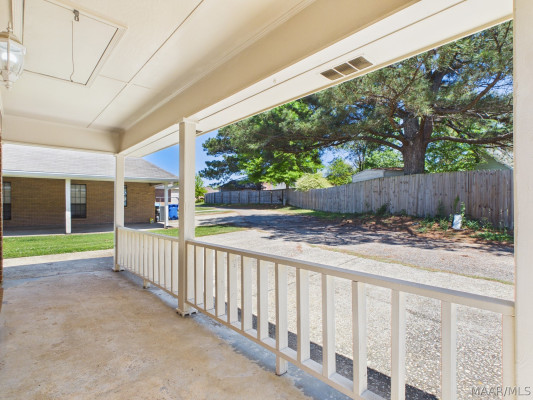 606 Sheila Boulevard