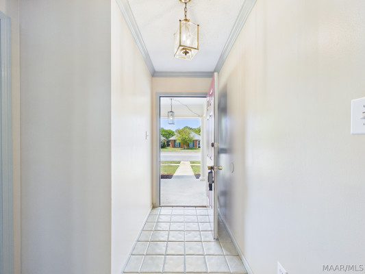 606 Sheila Boulevard