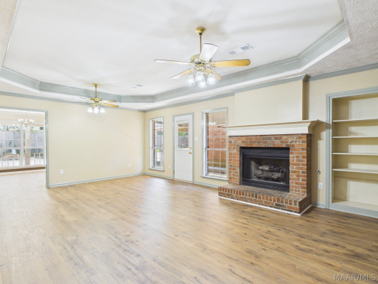 606 Sheila Boulevard