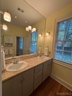 3356 Cloverdale Road