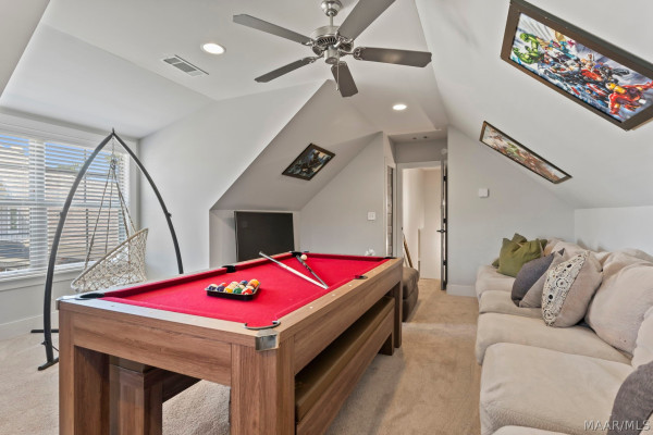 9210 Crescent Lodge Drive