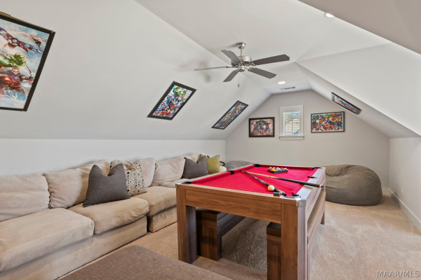 9210 Crescent Lodge Drive