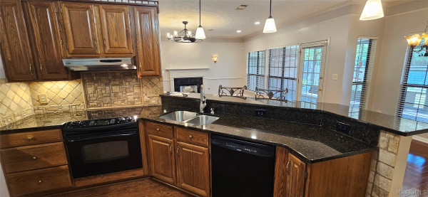 670 Thousand Oaks Drive