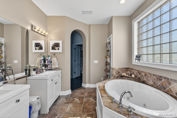 9206 Whispine Court