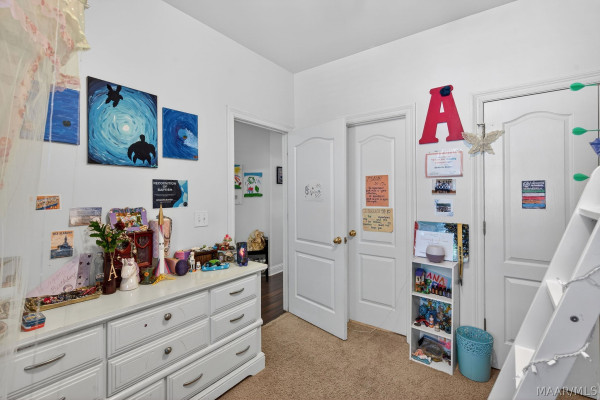 9206 Whispine Court