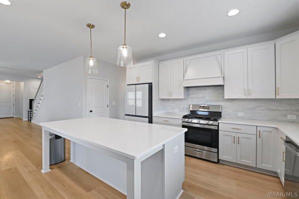 9520 Dakota Drive