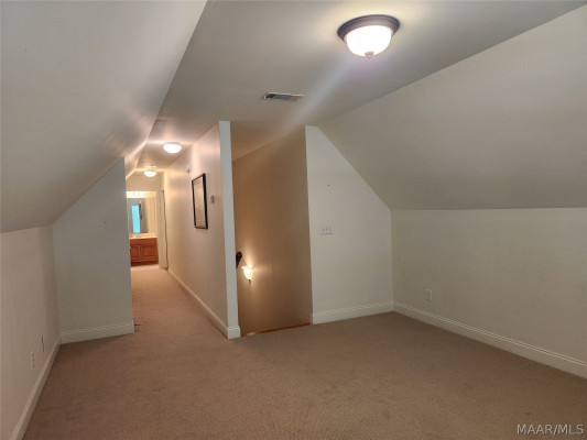 8407 Vintage Way