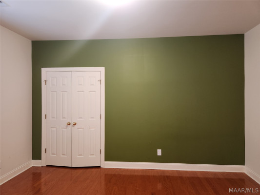 8407 Vintage Way