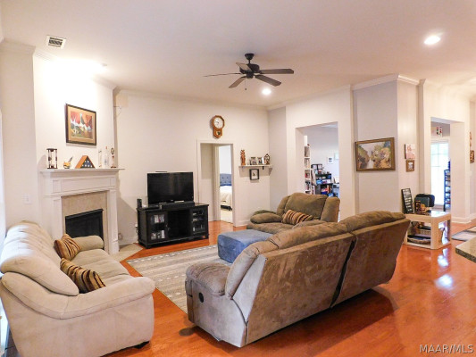 8407 Vintage Way