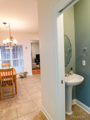 8407 Vintage Way