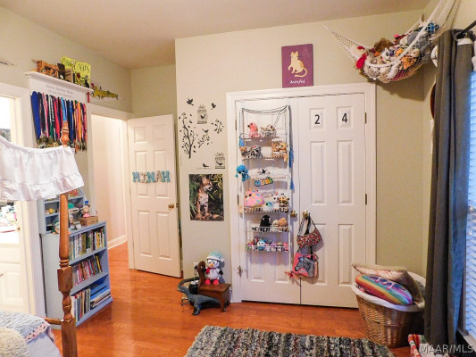 8407 Vintage Way