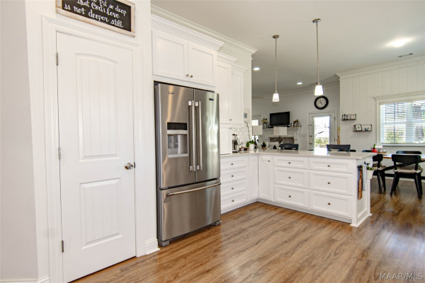9512 Leewood Court