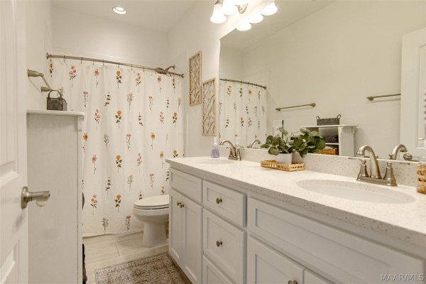 9512 Leewood Court