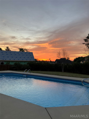 9512 Leewood Court