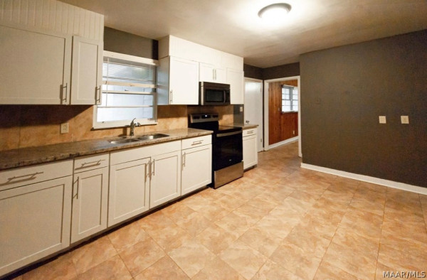 608 Lynwood Drive