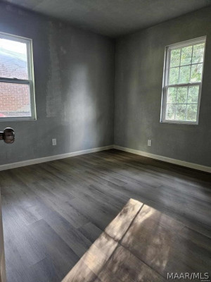 142 W Michigan Avenue