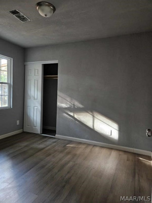 142 W Michigan Avenue